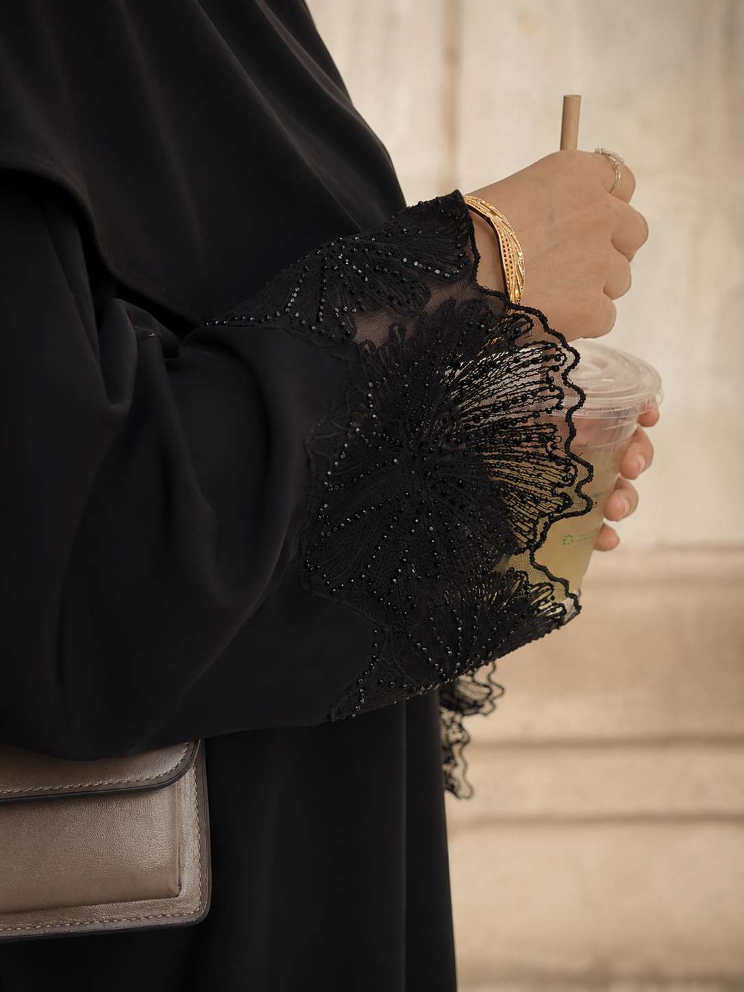 Abaya Sakîna